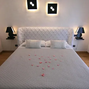 2* Couette-café Experience Design Bed&show